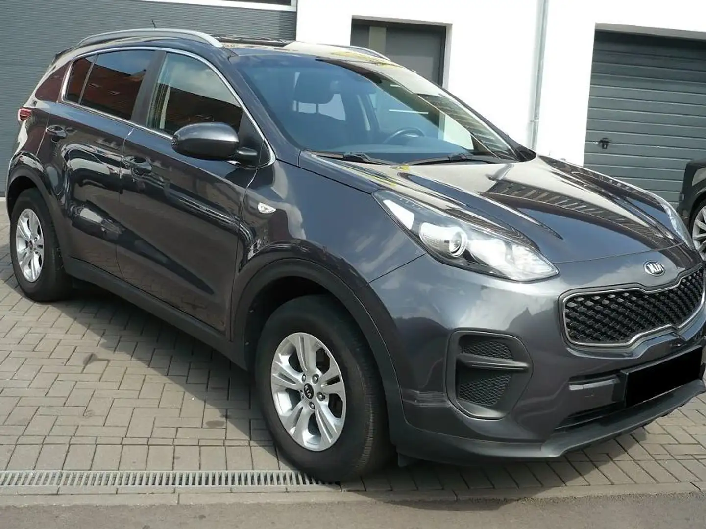 Kia Sportage 1.6 GDI 2WD Anhänger Klima Euro 6 Sitzheizung Gris - 1