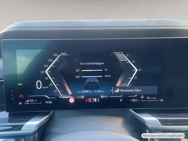 BMW 7 Series view 10