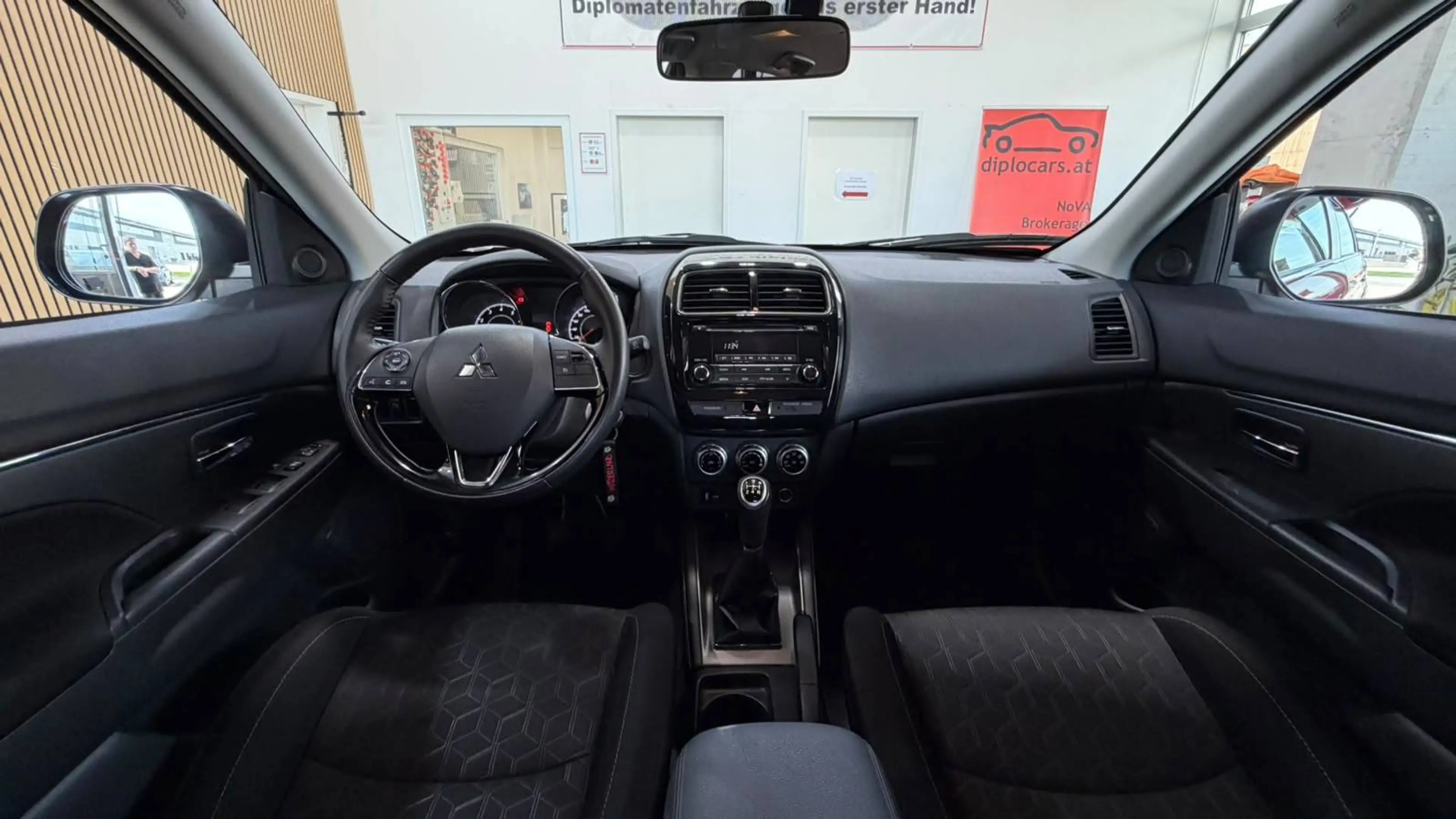 Mitsubishi ASX Basis 2WD — photo 10