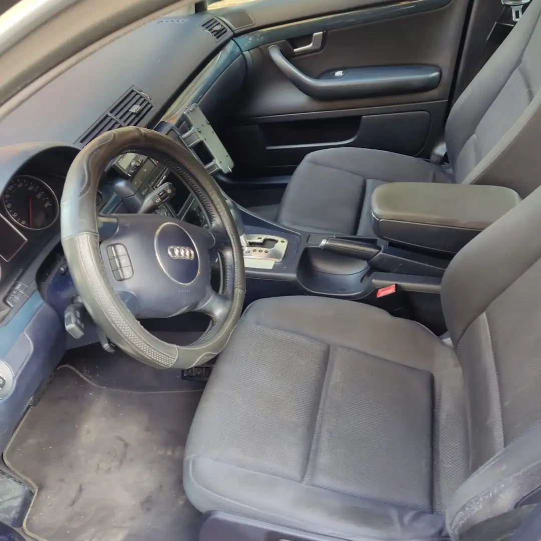 Audi A4 2.5TDI Multitronic - 1
