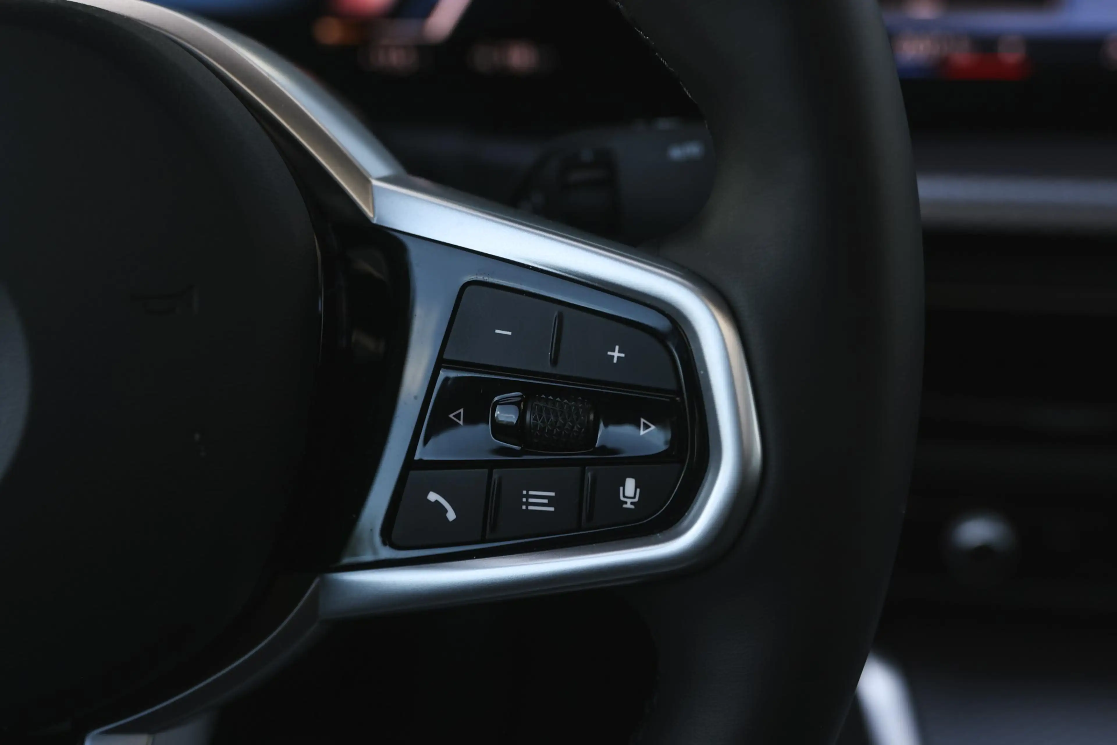 BMW i4 eDrive35 M Sport / Schuif-kanteldak / Adaptieve LE — photo 12