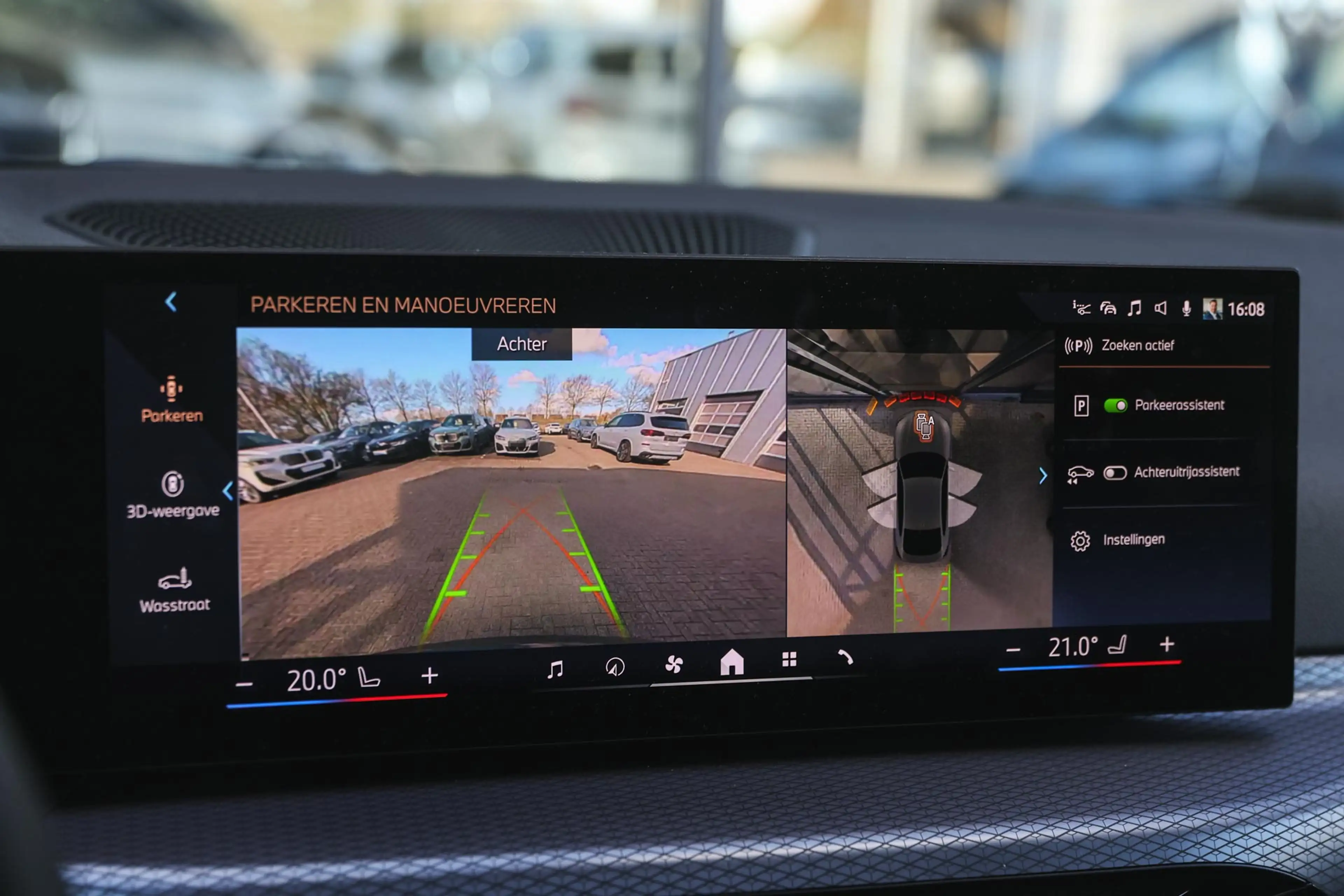 BMW i4 eDrive35 M Sport / Schuif-kanteldak / Adaptieve LE — photo 14