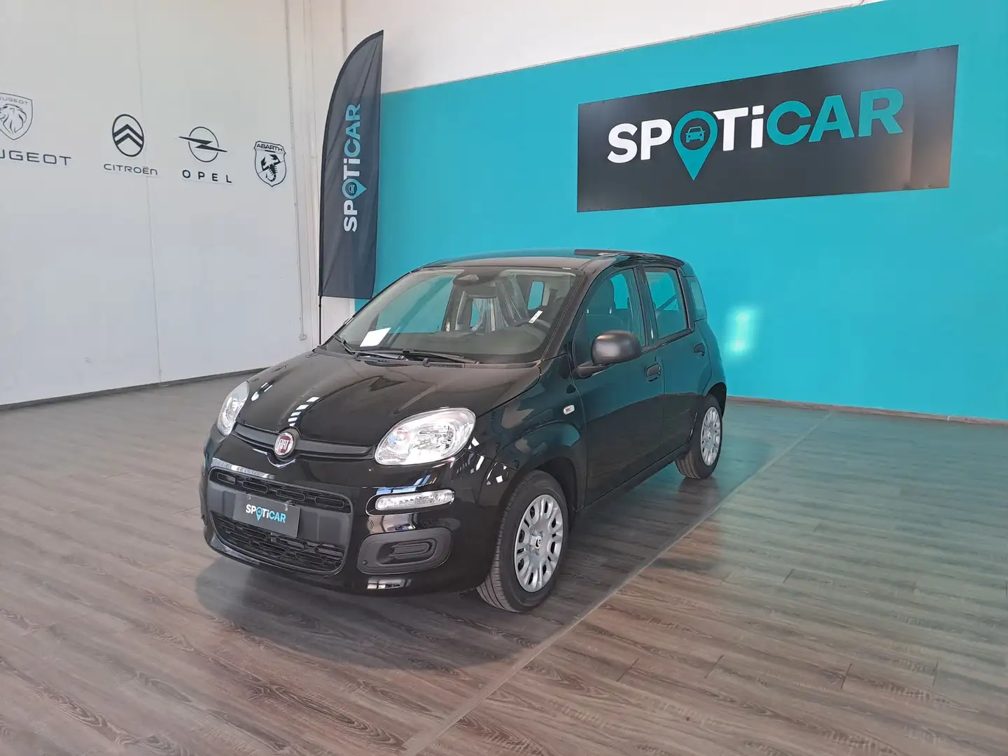 Fiat Panda 1.0 FireFly S&S Hybrid Nero - 1
