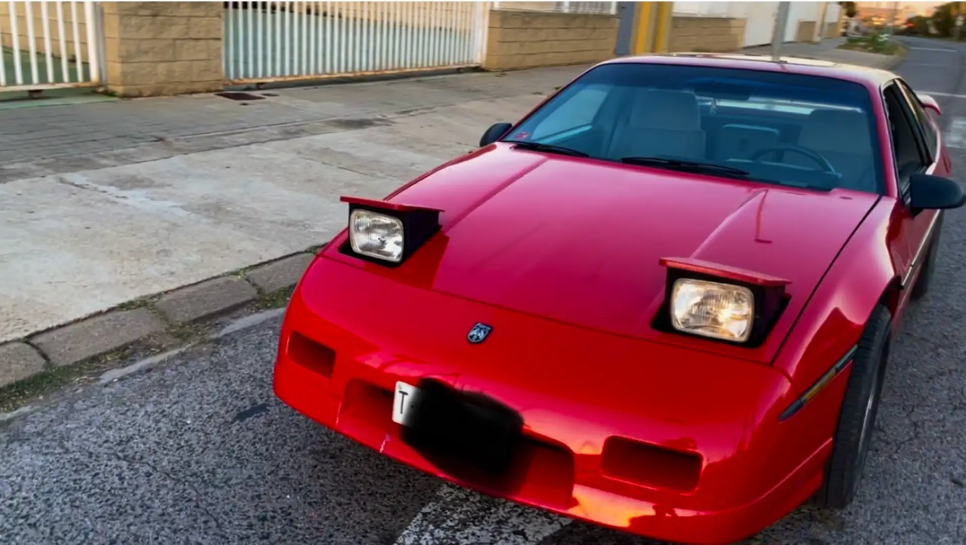 Pontiac Fiero pontiac fiero GT crvena - 1