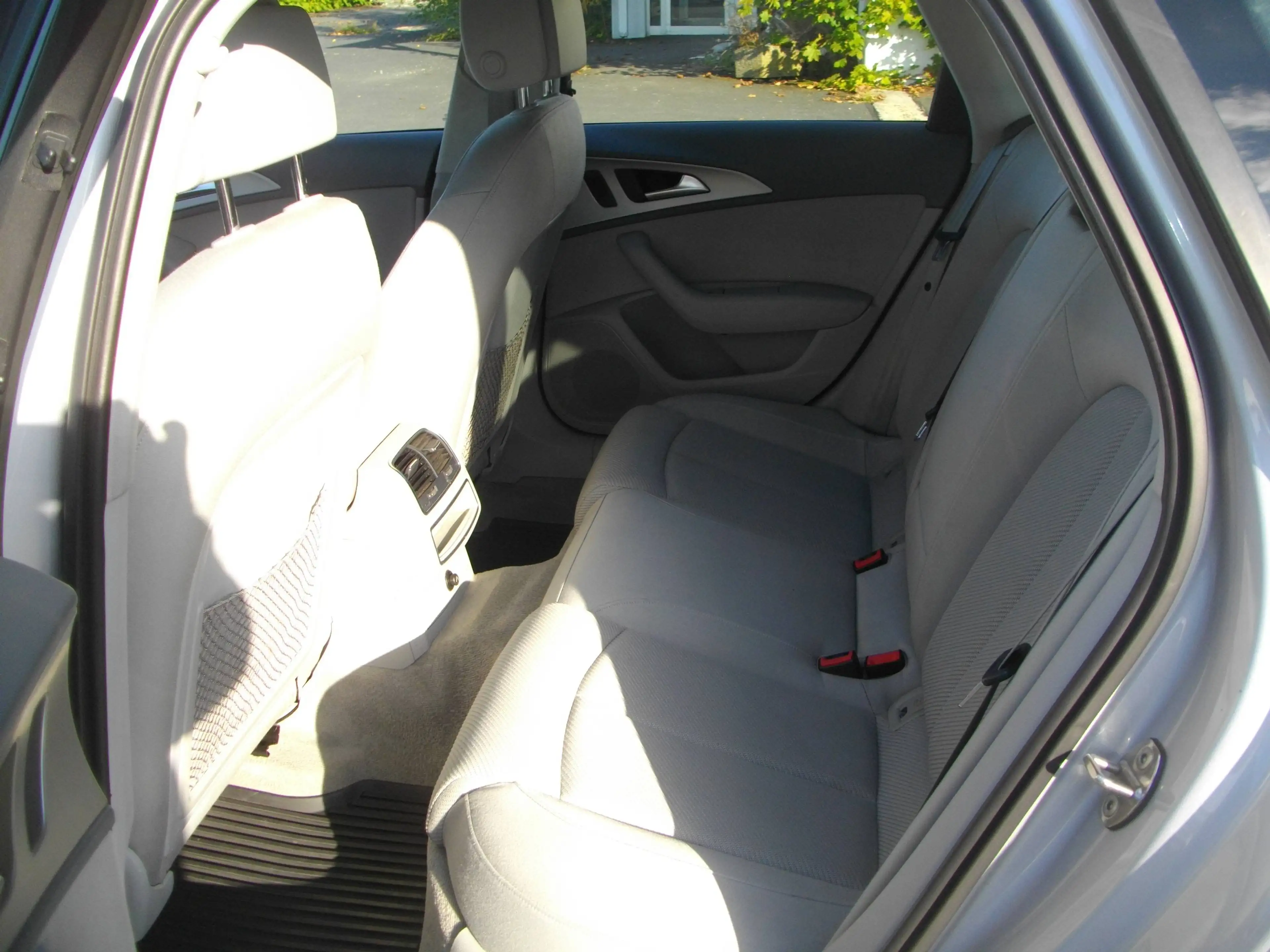Audi A6 A6 Avant 2.8 FSI multitronic — photo 12