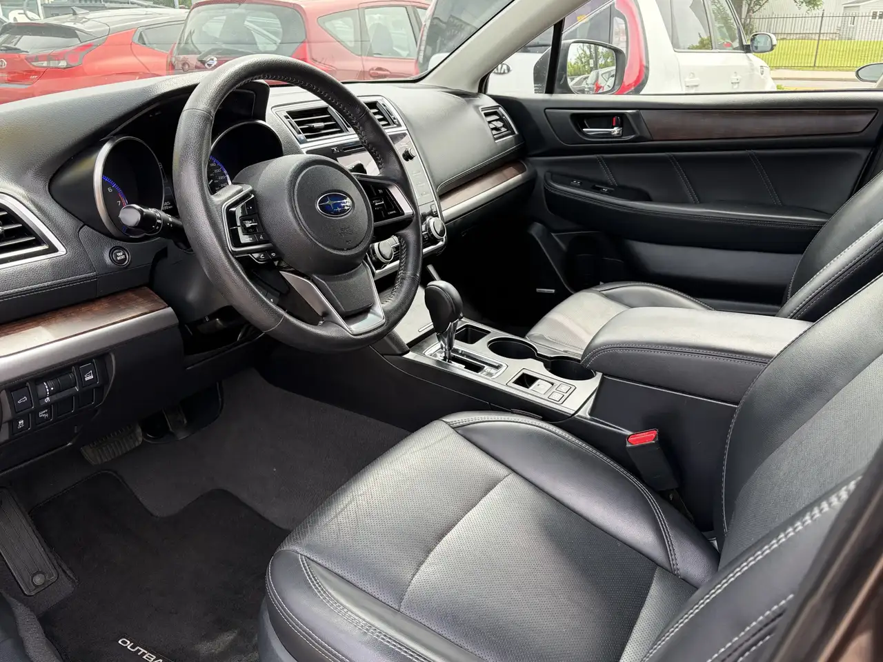 Subaru OUTBACK fotografie Subaru OUTBACK