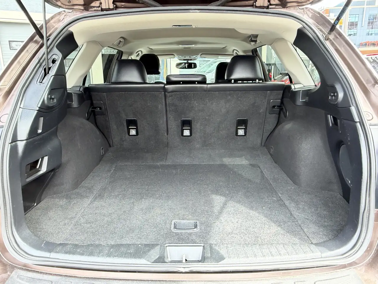 Subaru OUTBACK fotografie Subaru OUTBACK