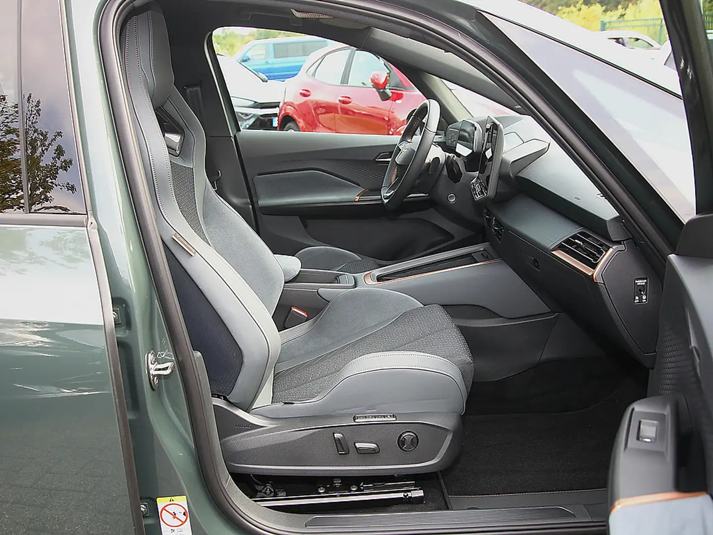 CUPRA Born 240 kW VZ NAVI PANO 360° HUD 20" APP SHZ Verde - 2