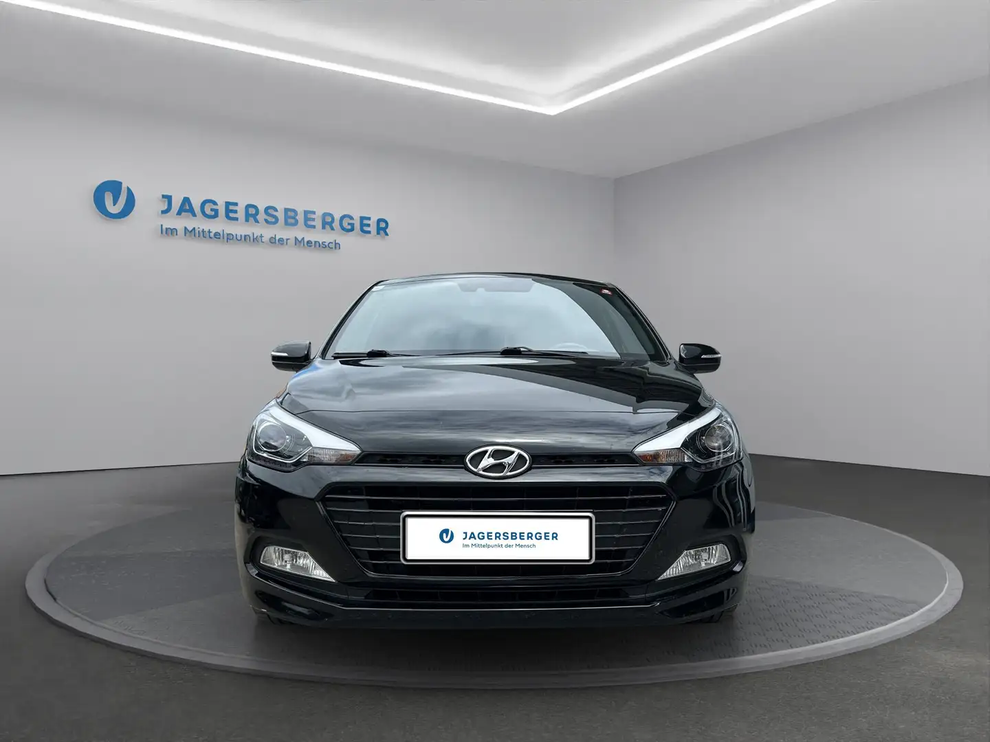 Hyundai i20 GO Plus Schwarz - 2