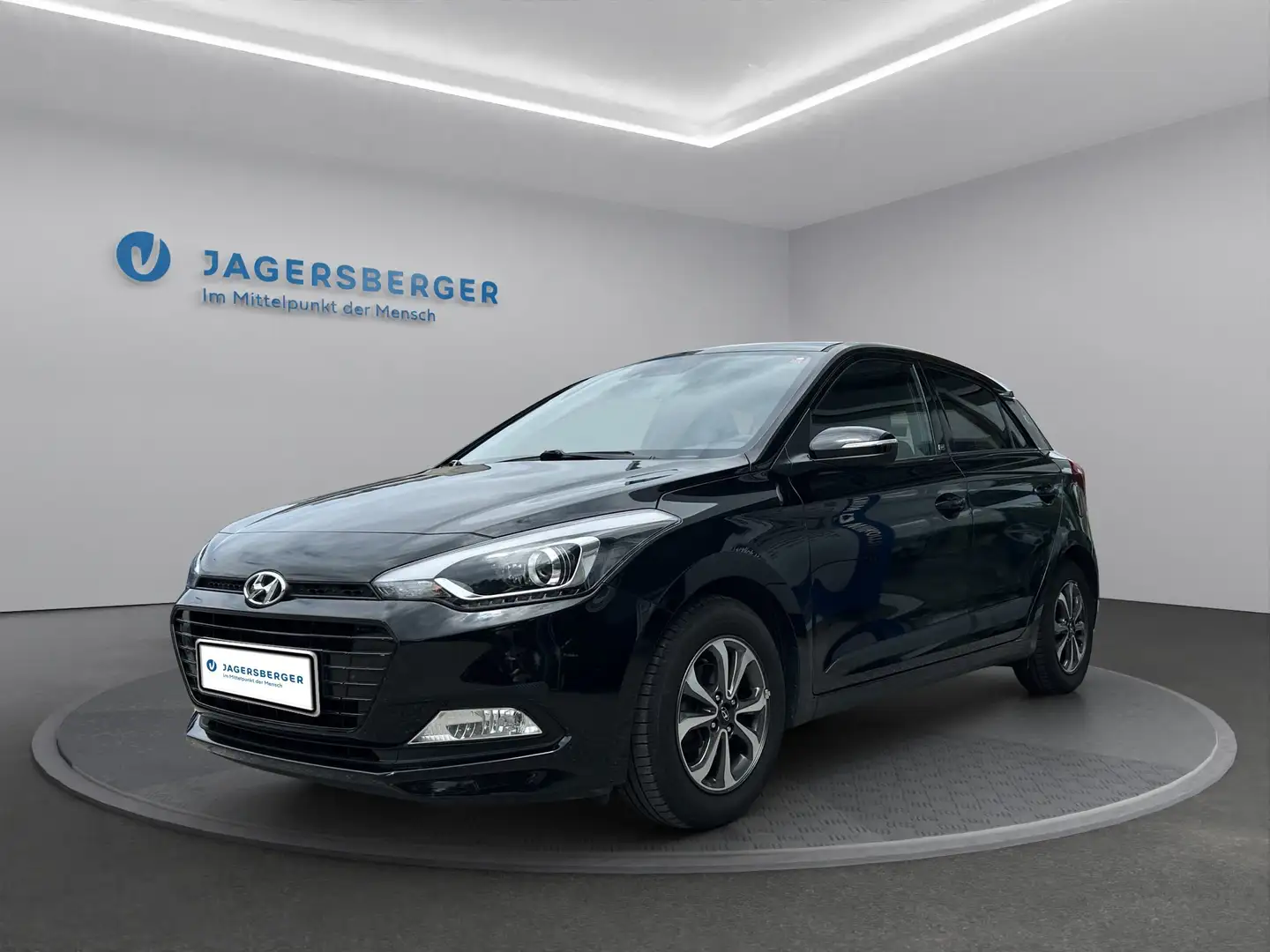 Hyundai i20 GO Plus Schwarz - 1