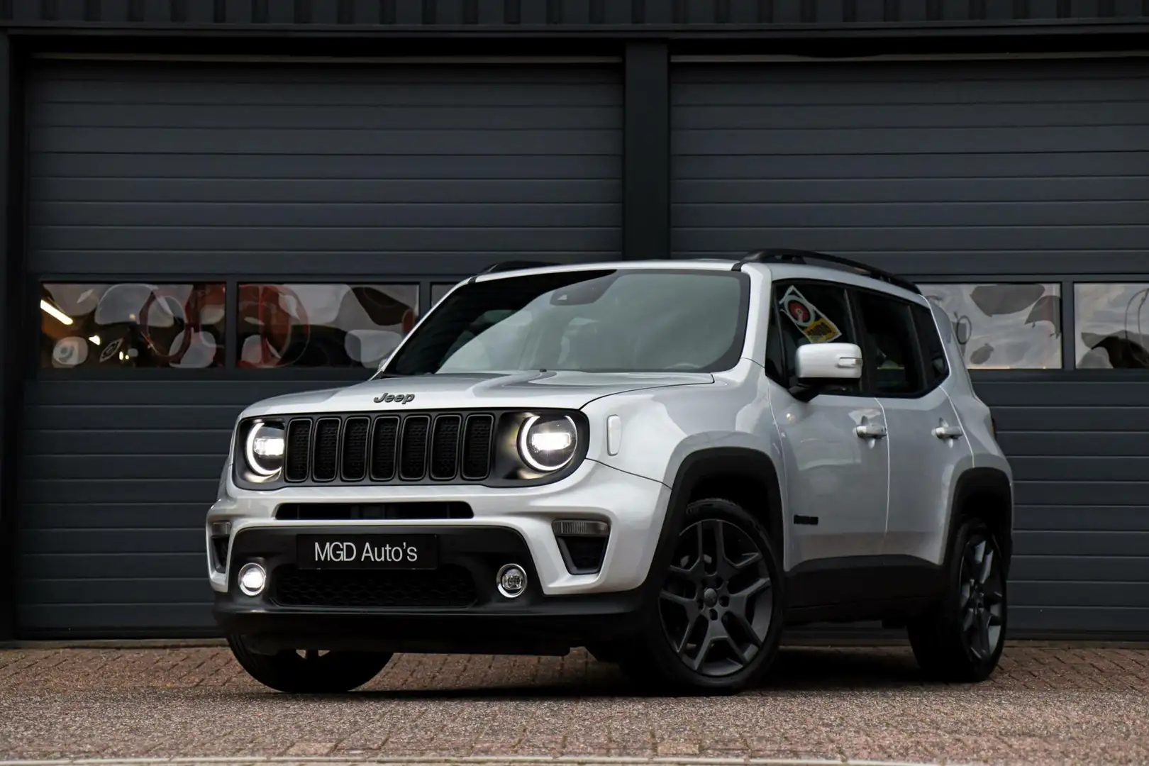 Jeep Renegade 1.3T S /AUTOMAAT/LED/PDC/KEYLESS/TREKHAAK/ACC! Gris - 1