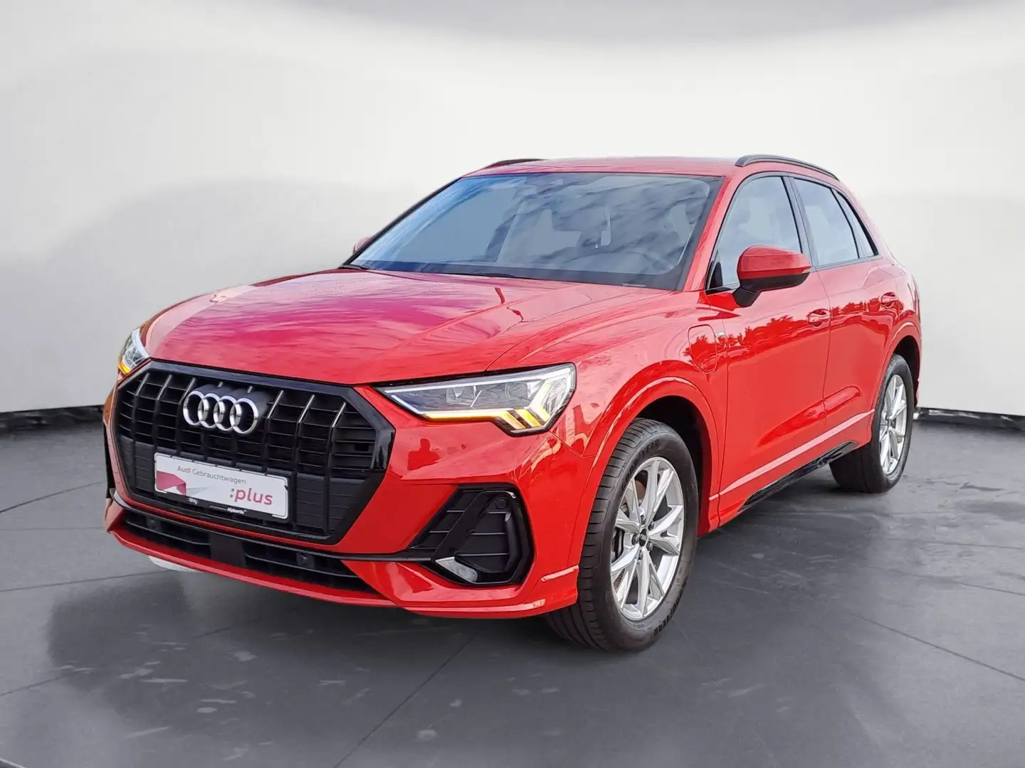 Audi Q3 45 TFSIe S-tronic S-Line AHK Virtual ACC Keyl Rot - 2