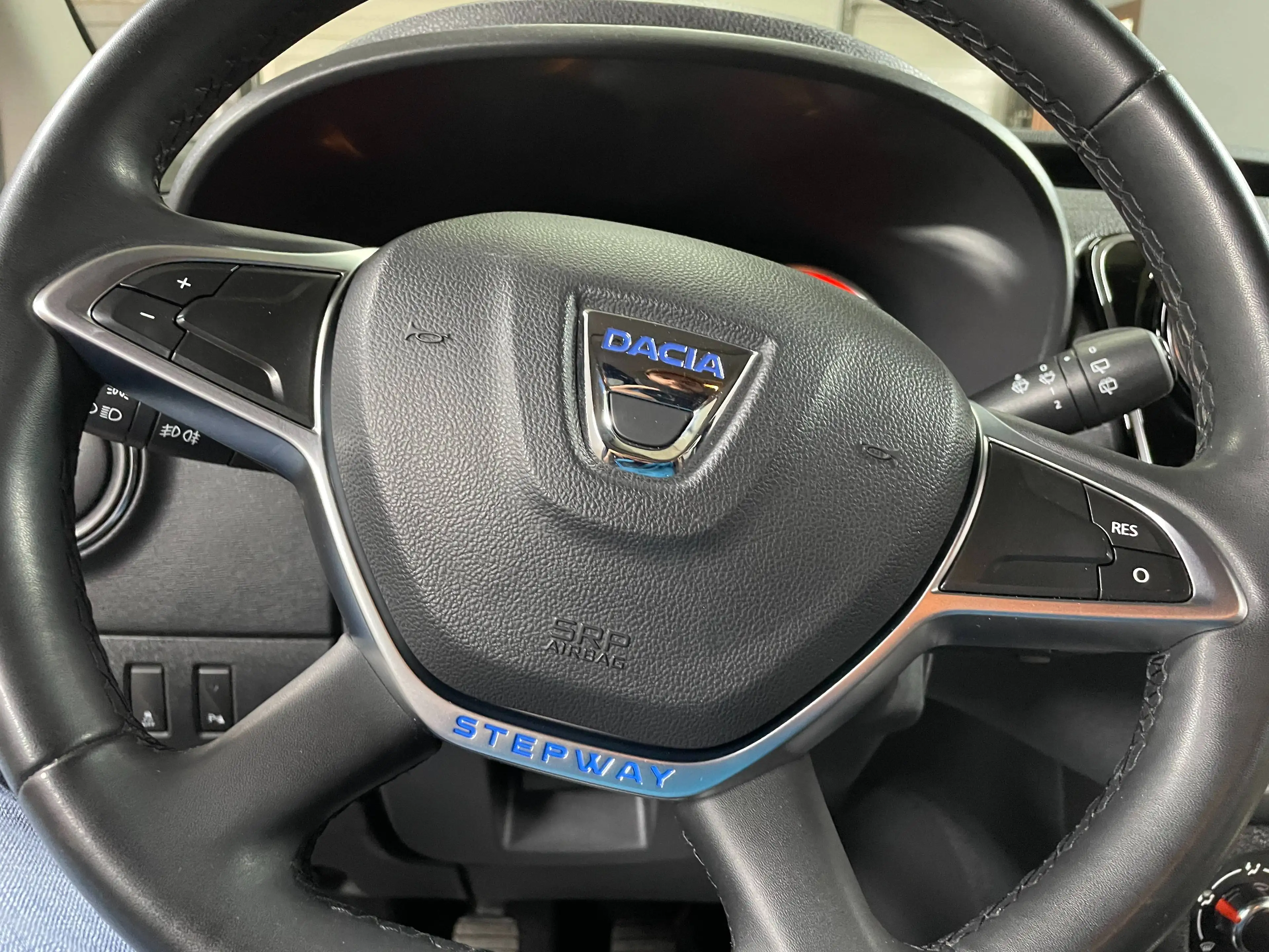 Dacia Dokker Stepway — photo 10