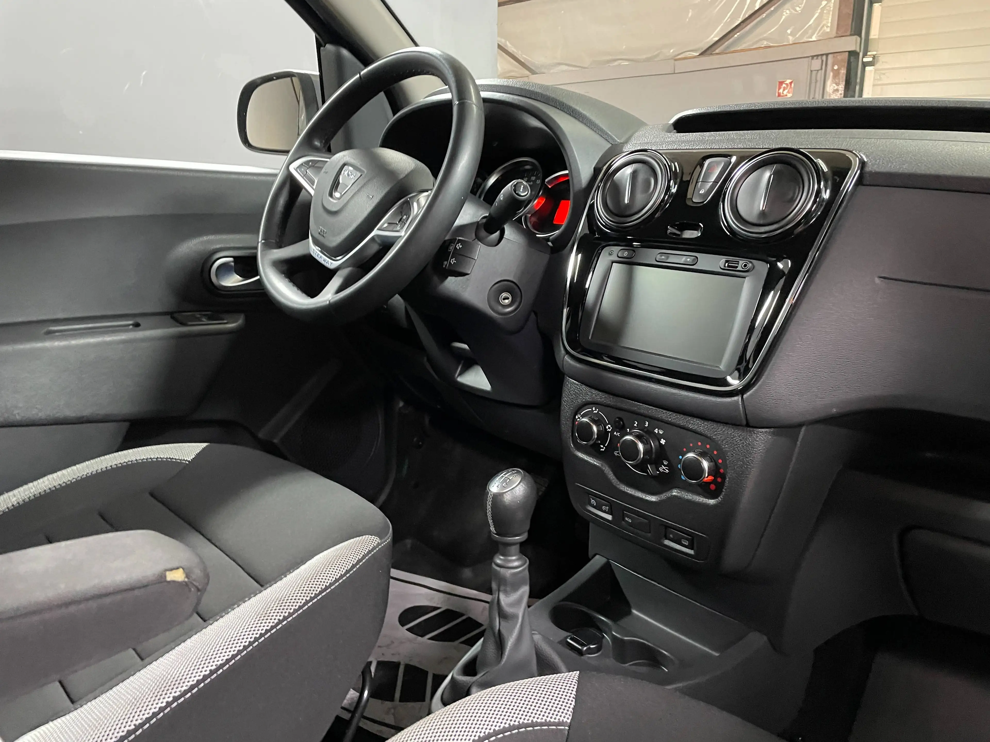 Dacia Dokker Stepway — photo 6