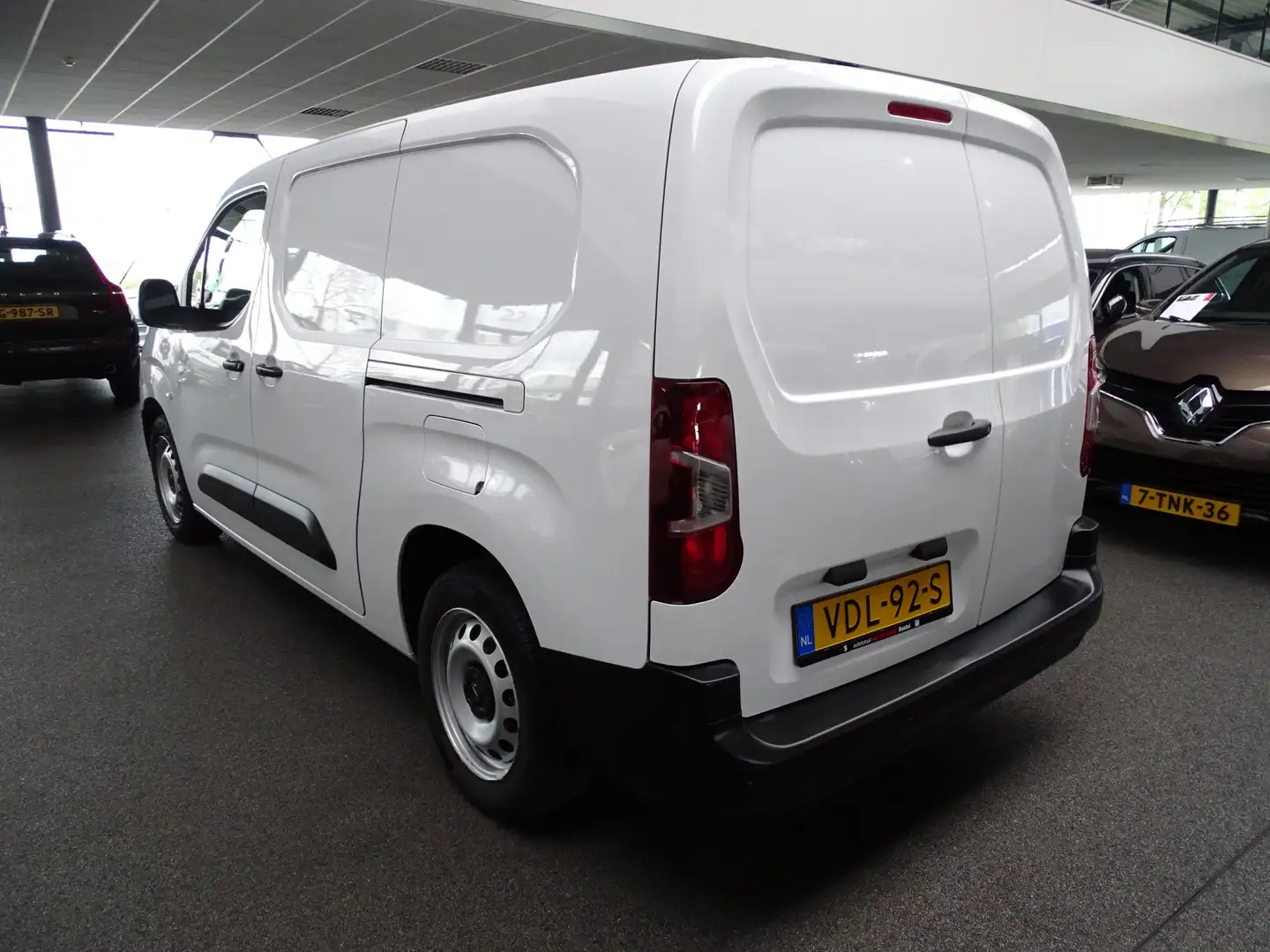 Opel Combo 1.5D L2H1 Edition Maxi, Airco, Cruise, Etc Weiß - 2