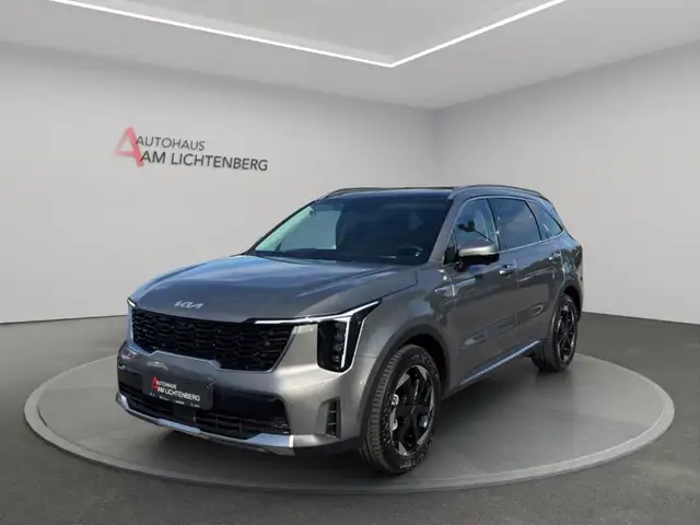 Kia Sorento main image