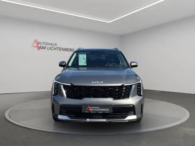 Kia Sorento view 4