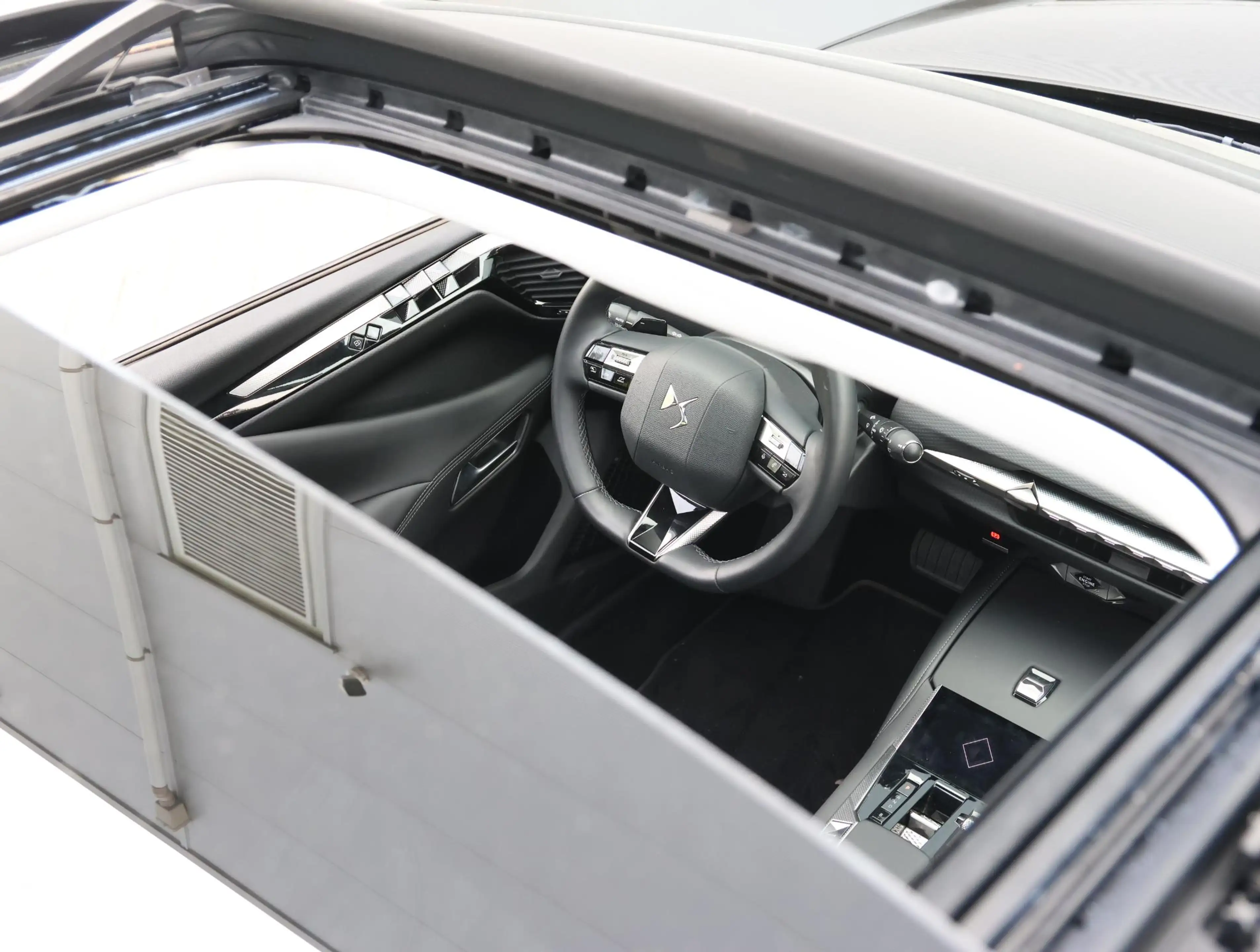 DS Automobiles DS 4 E-Tense 225pk Rivoli Cross | Schuif/kanteldak | Na — photo 9