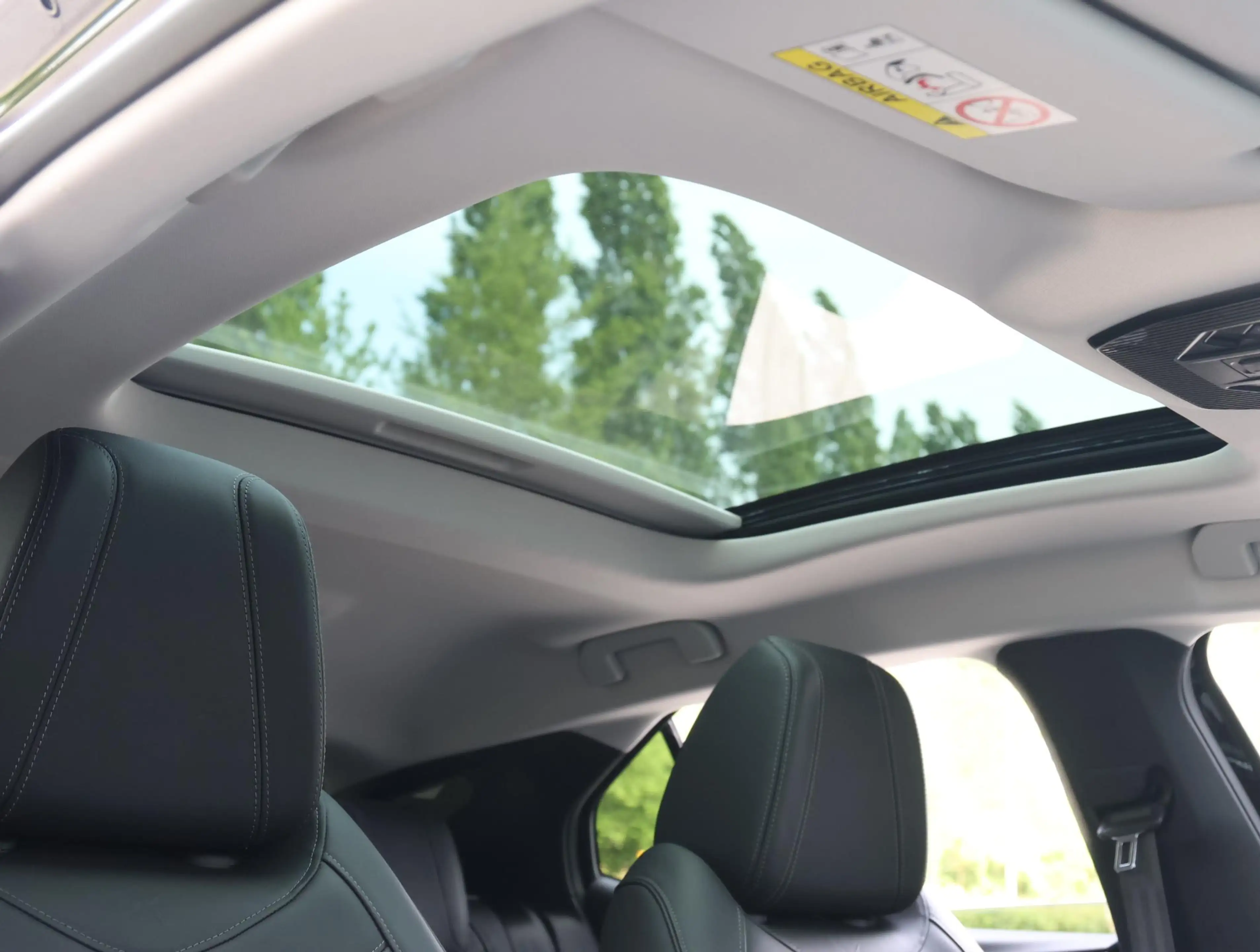 DS Automobiles DS 4 E-Tense 225pk Rivoli Cross | Schuif/kanteldak | Na — photo 12