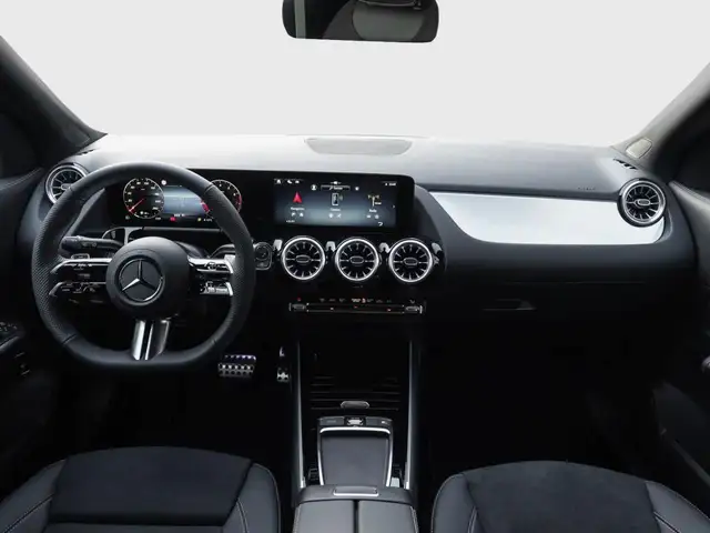 Mercedes-Benz Gla view 9