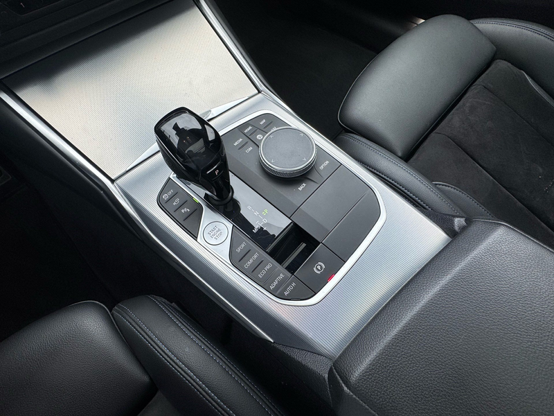 BMW 340 M340d xDrive Tou PANO H&K StHzg LASER DA-Pro AHK — photo 15