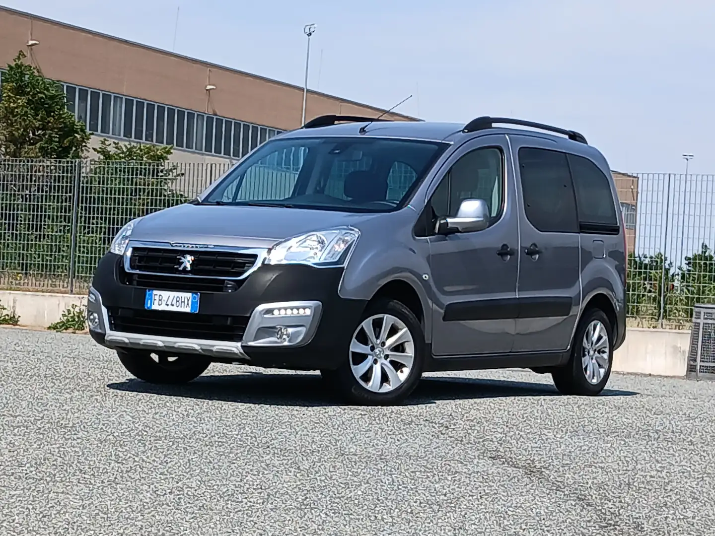 Peugeot Partner Partner Tepee Outdoor Grigio - 1