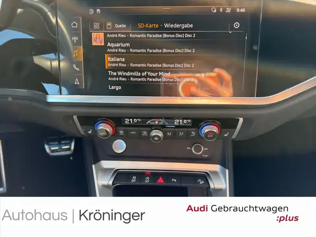 Audi Q3 view 15