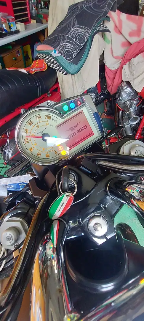 Moto Guzzi Bellagio Aquila Nera Zwart - 2