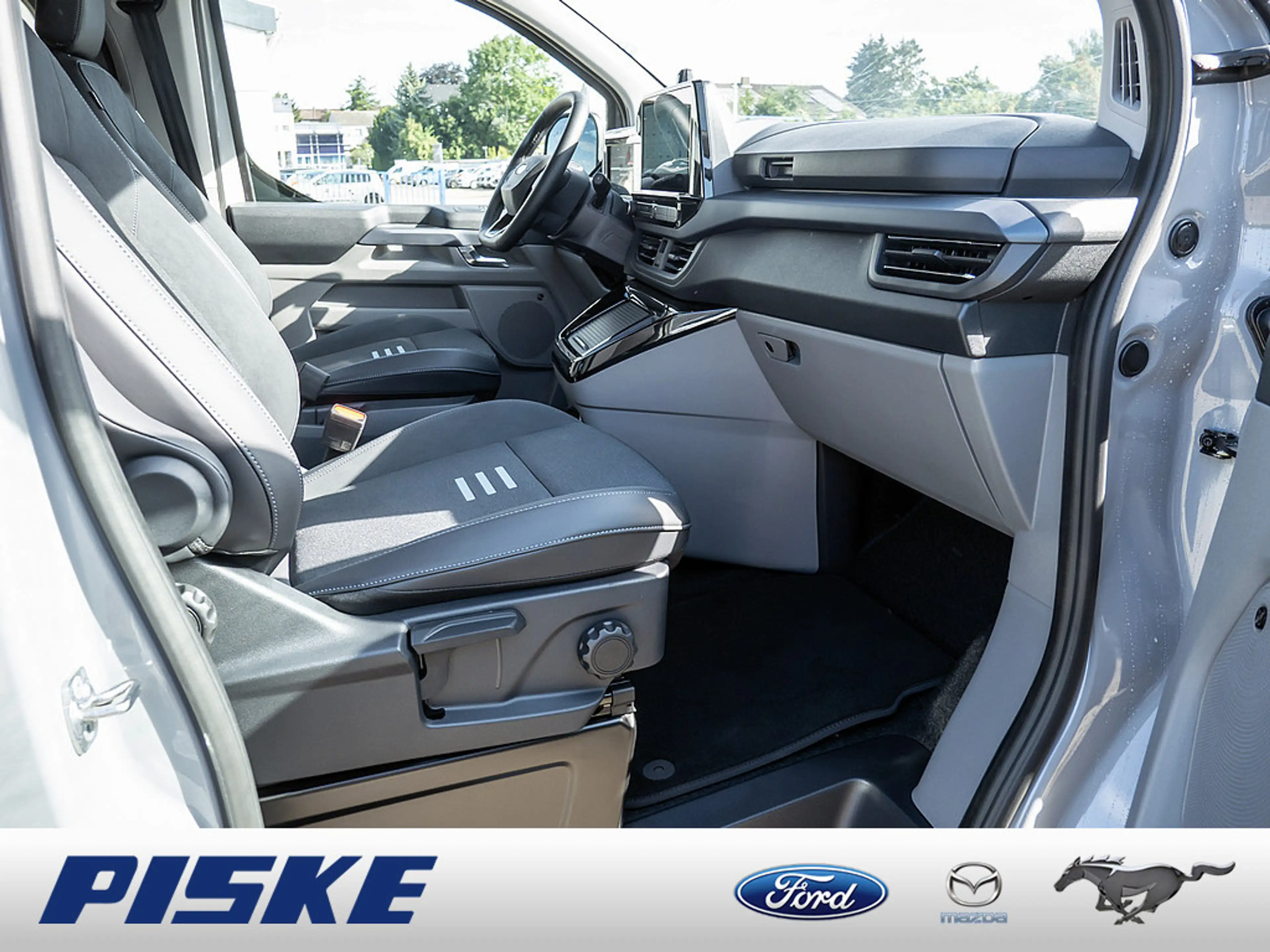 Ford Tourneo Custom ACTIVE PHEV 340L1 SHZ NAVI AHK — photo 3