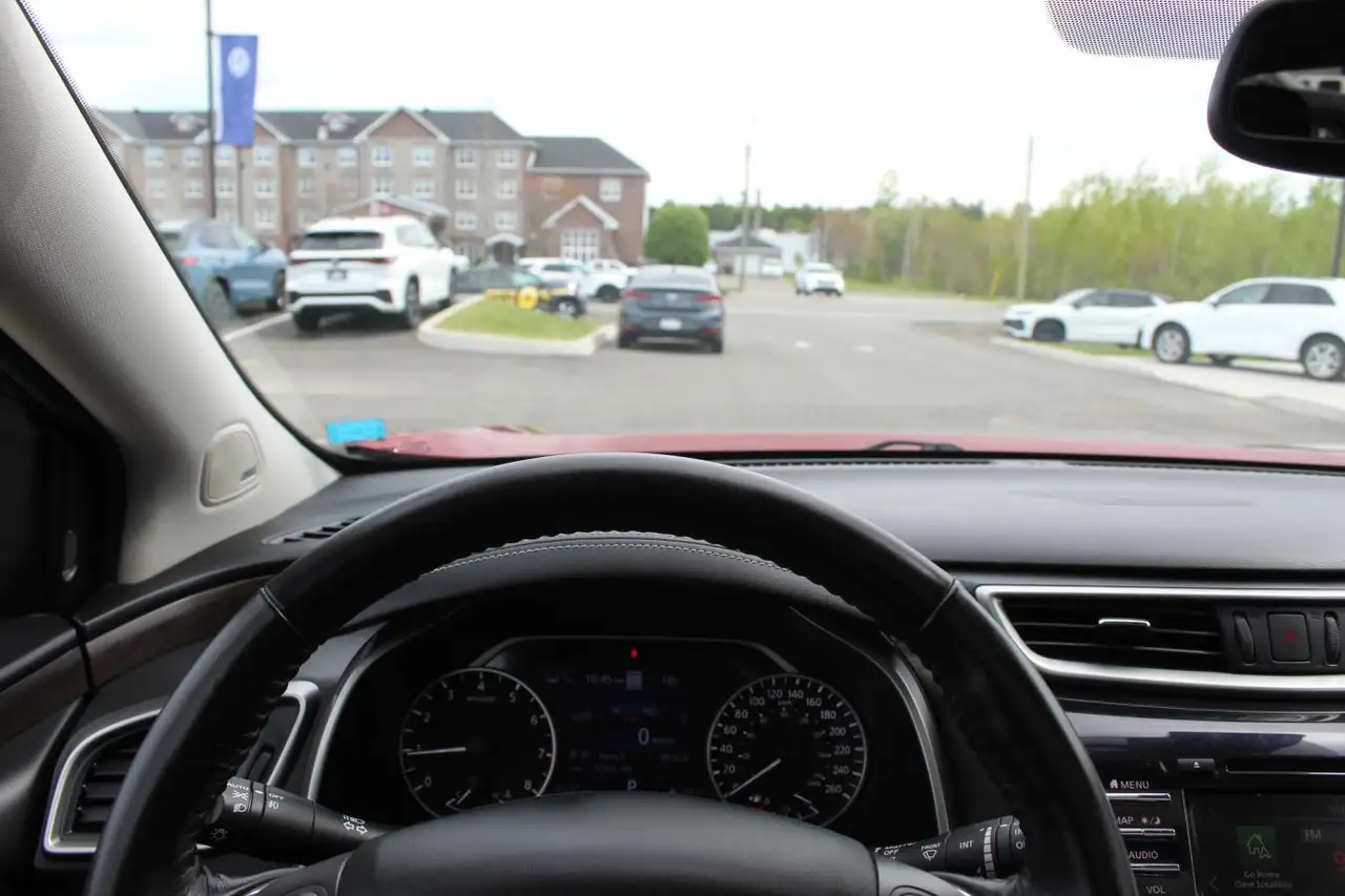Nissan Murano снимка Nissan Murano
