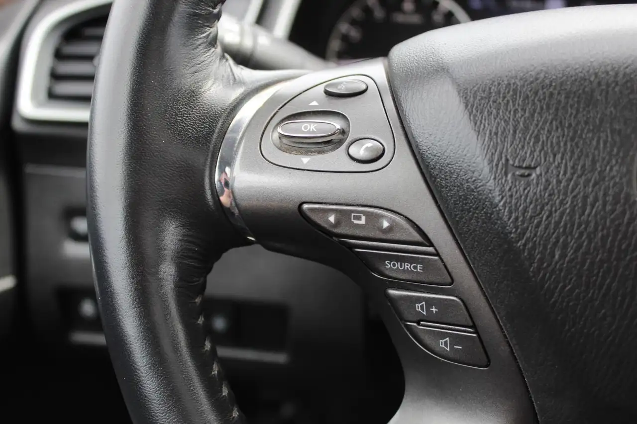 Nissan Murano снимка Nissan Murano