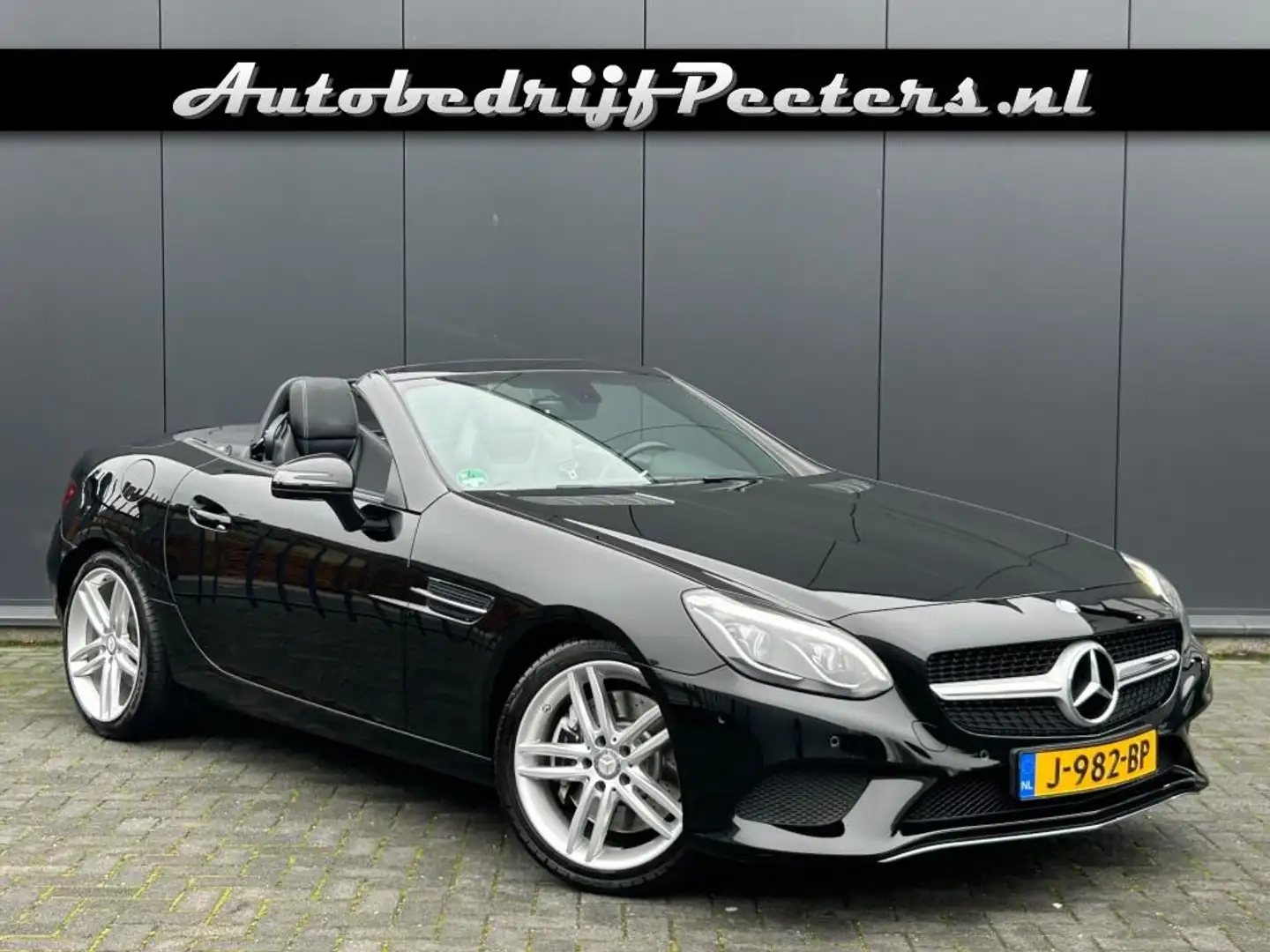 Mercedes-Benz SLC 200 SLC 200 Aut-9 Pano Leder Carplay LED Sfeerlicht Cr Zwart - 1