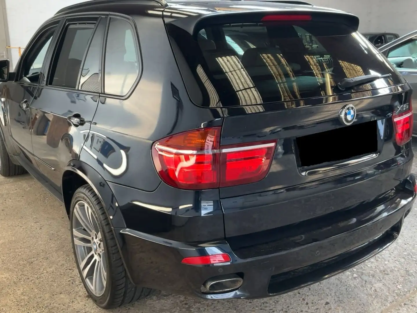 BMW X5 xDrive40d M-Paket *Top Ausstattung* Schwarz - 2