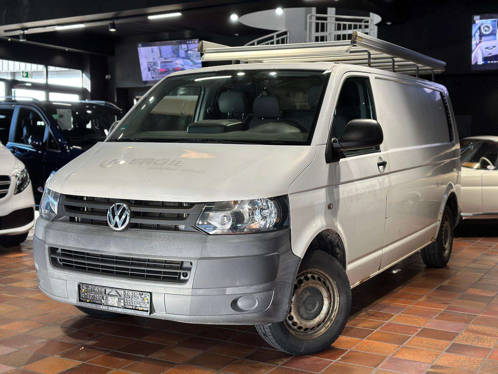 Second hand Volkswagen Transporter T5