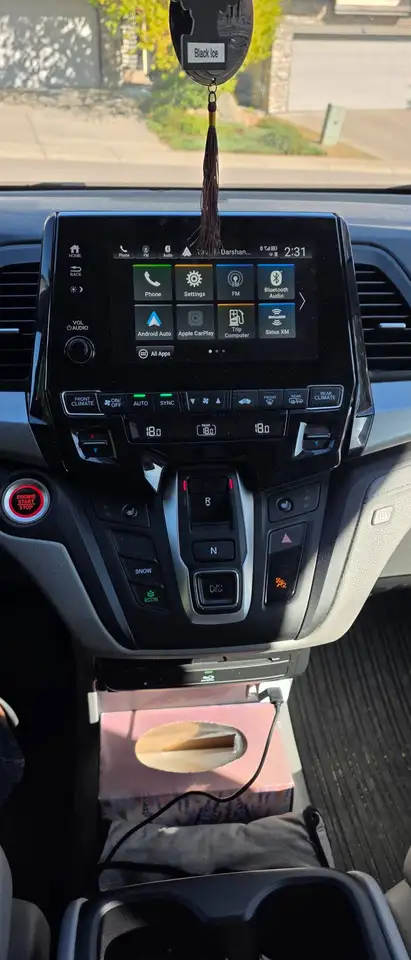 Honda Odyssey снимка Honda Odyssey
