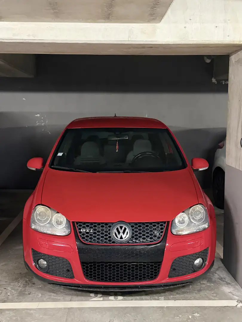 Volkswagen Golf GTI 2.0 T 16S FSI 200 - 1