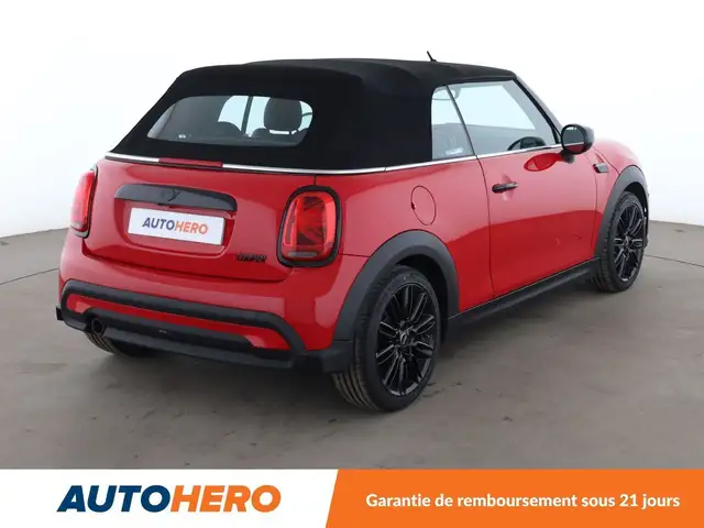 Mini Convertible view 6