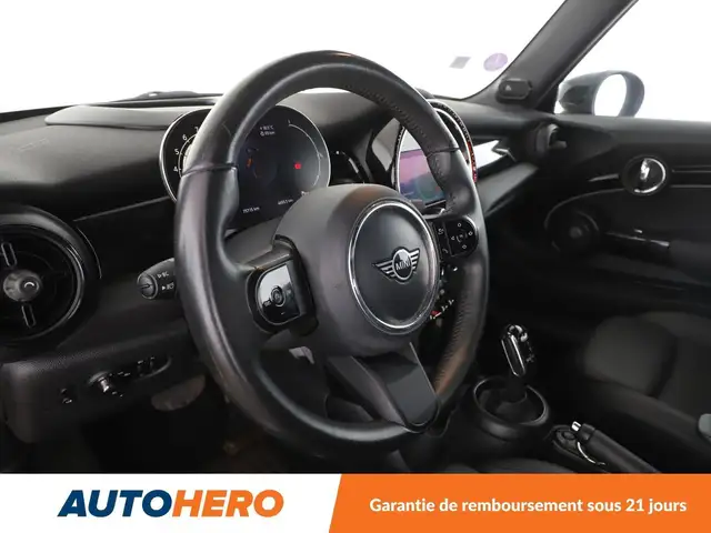 Mini Convertible view 11