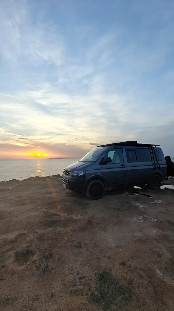 Volkswagen T5 Caravelle Transporter T5 TDI (BiTDI) Kurz Comfortline Grau - 2