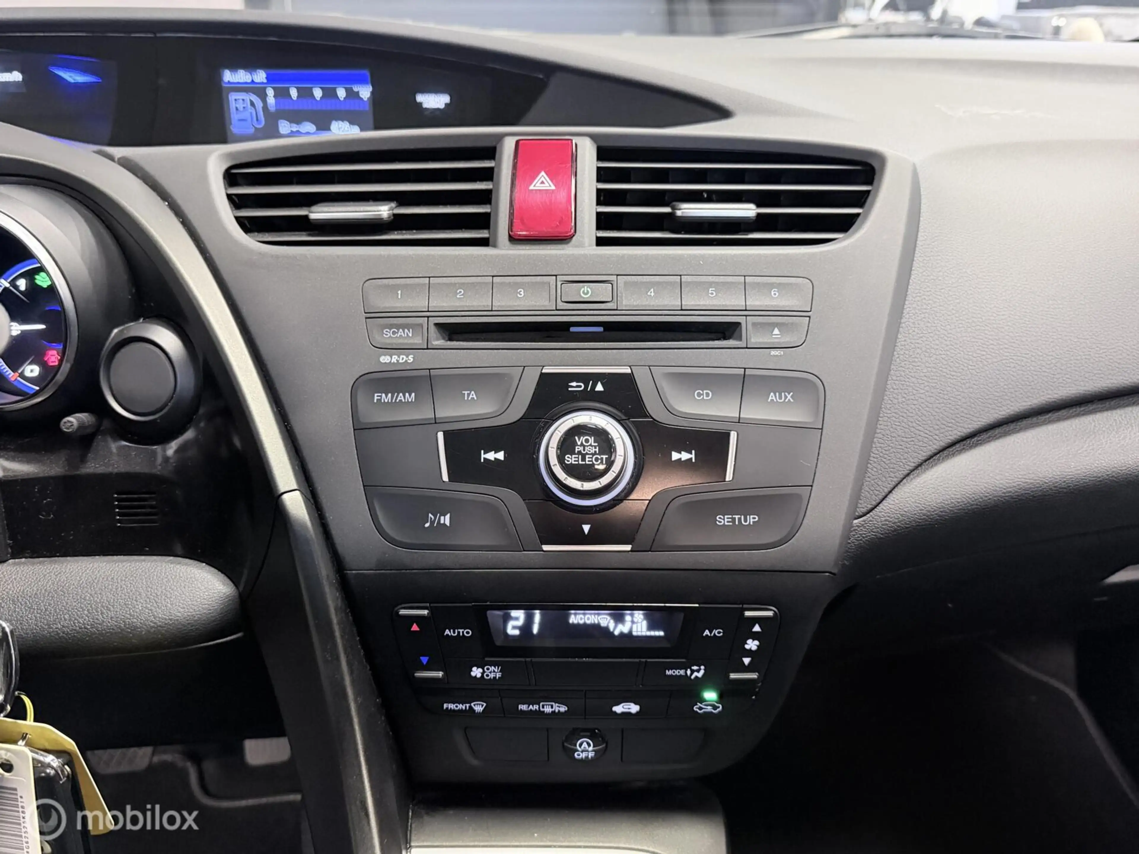 Honda Civic 1.4 Comfort AIRCO / LED / LMV / NAP / NL AUTO / GO — photo 8