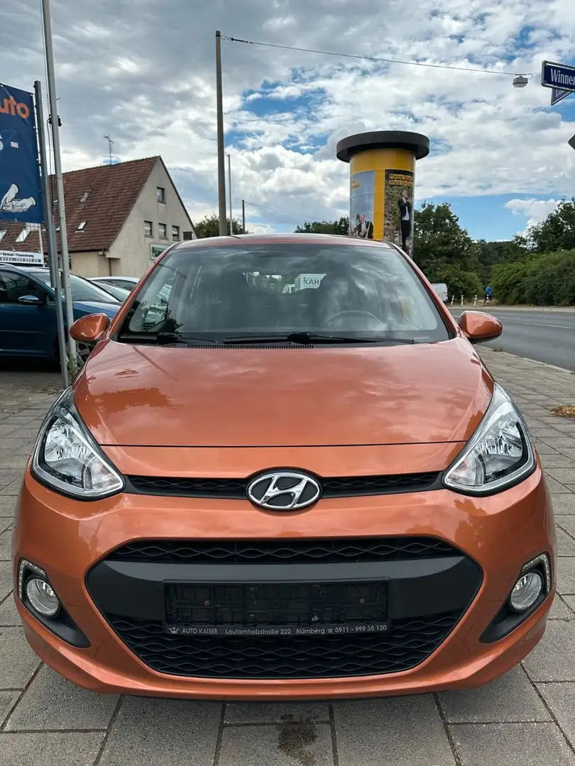 Hyundai i10 FIFA World Cup Edition 1 HAND/SHZ/TEMPOMAT Oranje - 2
