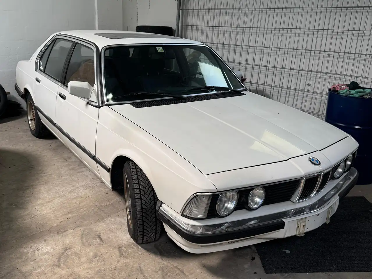 BMW 725i e23, foto 9