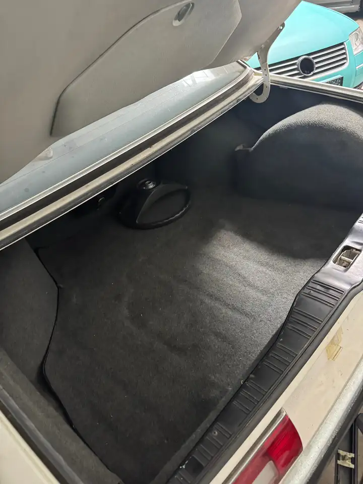 BMW 725i e23, foto 3
