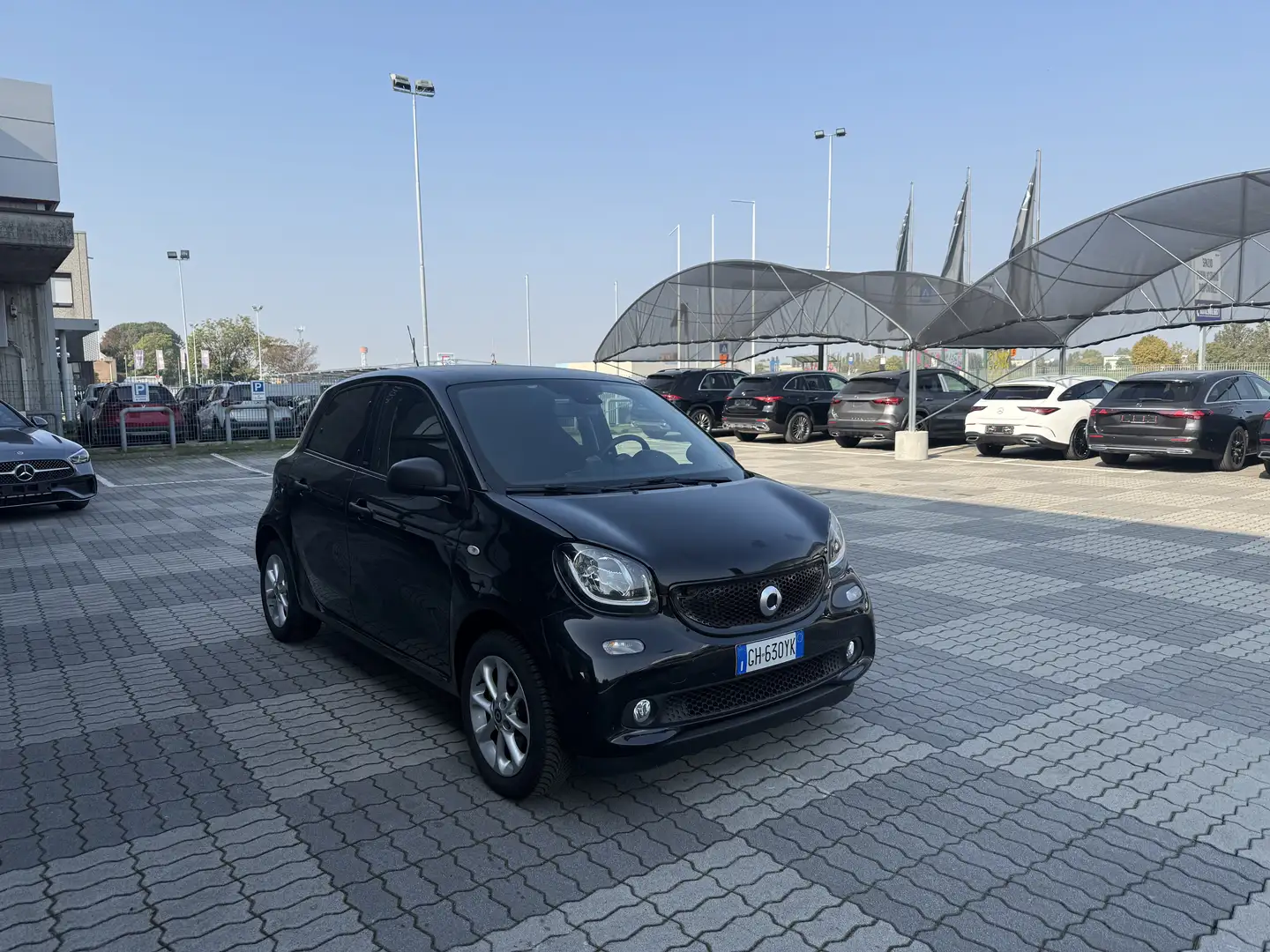 smart forFour Forfour 1.0 Passion 71cv twinamic my18 Noir - 2