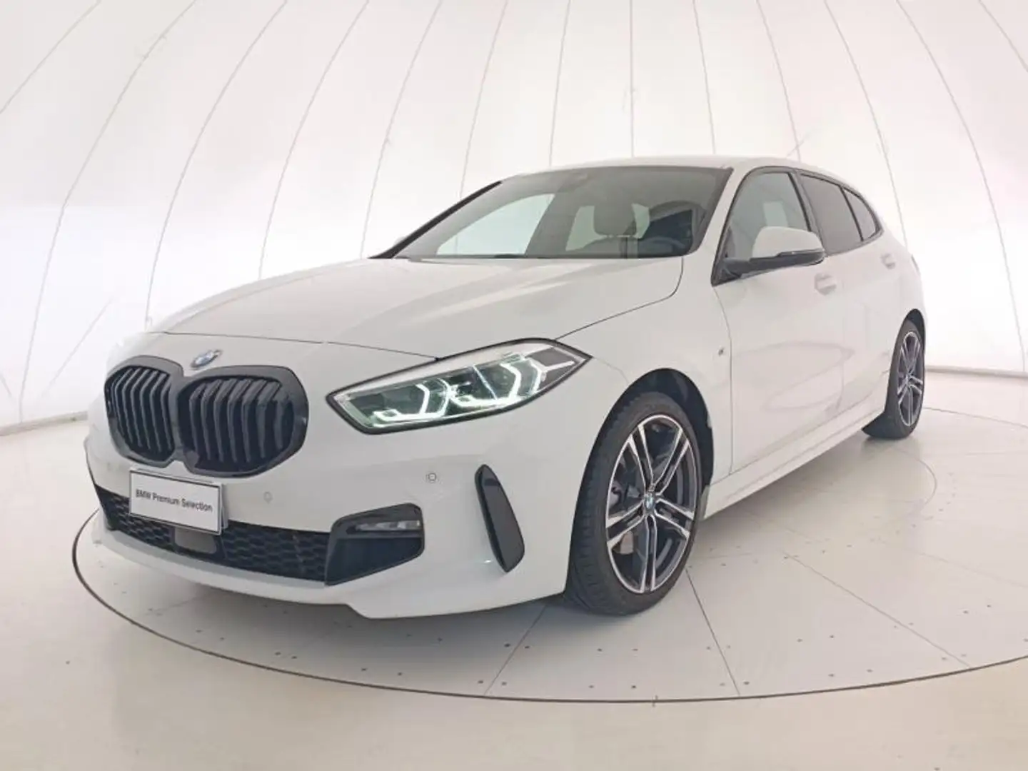 BMW 116 i MSport auto - 1