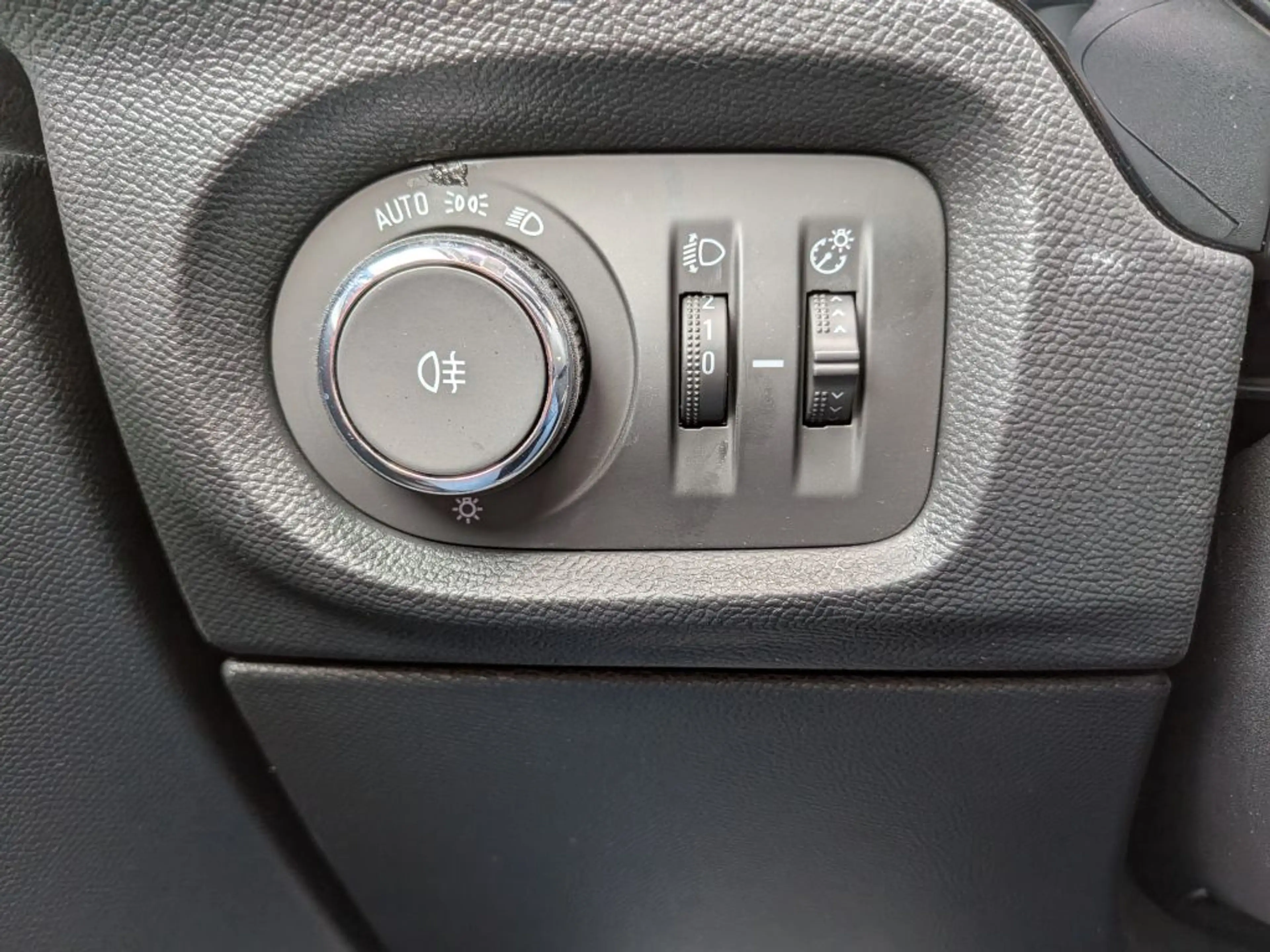Opel Corsa-e Edition — photo 13