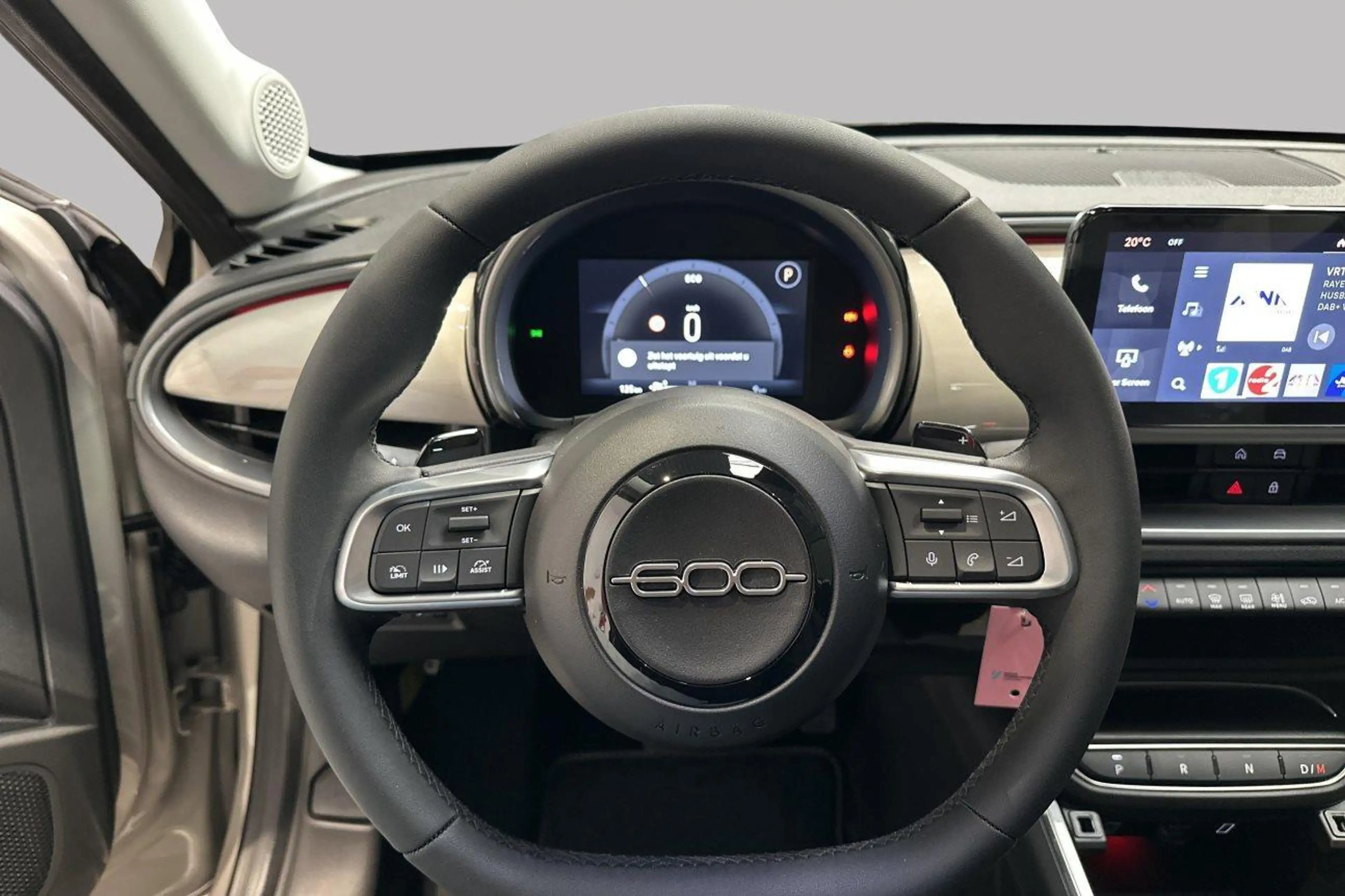 Fiat 600 Hybrid 145pk ICON — photo 12