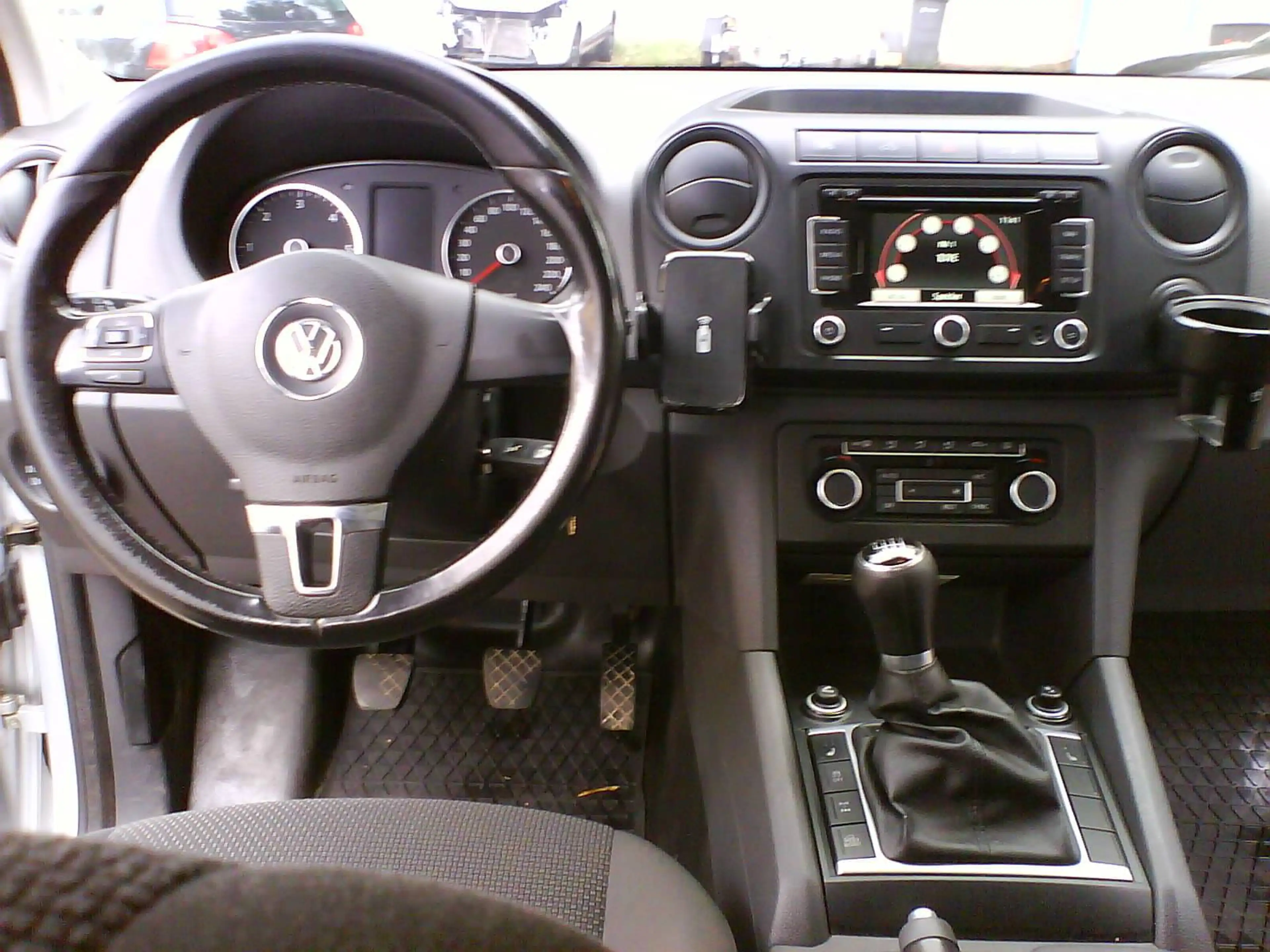 Volkswagen Amarok Basis SingleCab — photo 10