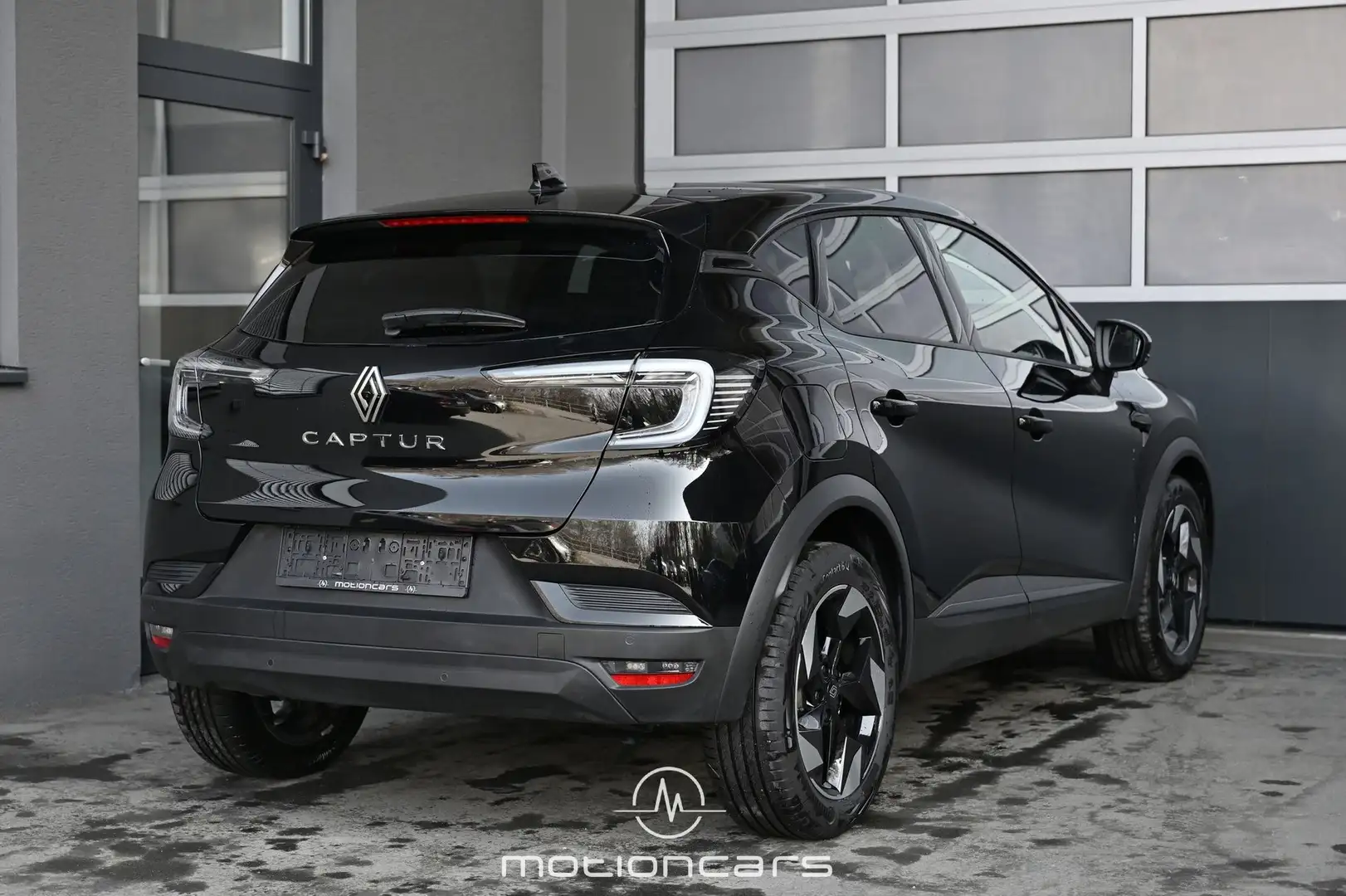 Renault Captur 1.3 TCe 160 TECHNO EDC Schwarz - 2