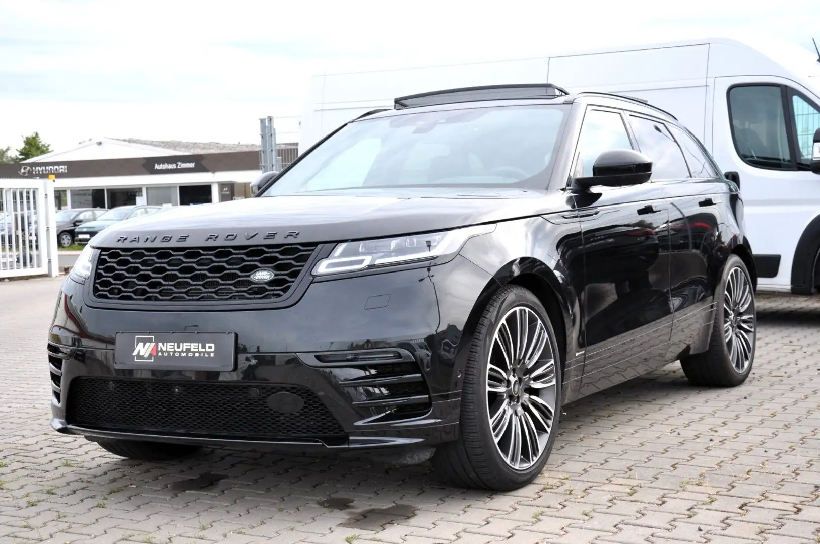 Land Rover Range Rover Velar R-Dynamic SE / Design-Paket Schwarz - 1